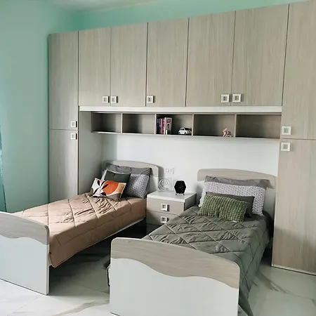 A Casa Di Ro 2 * 놀라